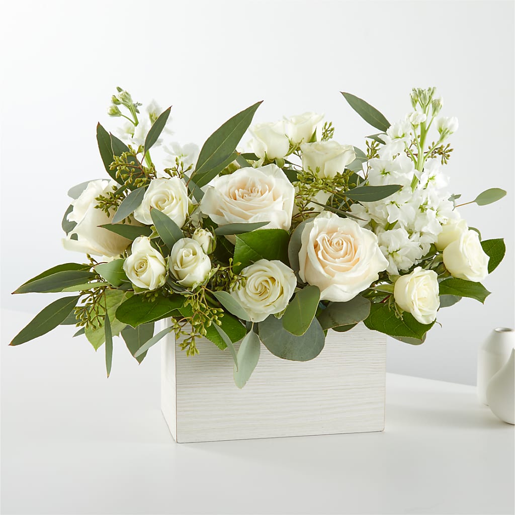 Fresh Linen Box Bouquet – The Pink Petal, Pierre SD