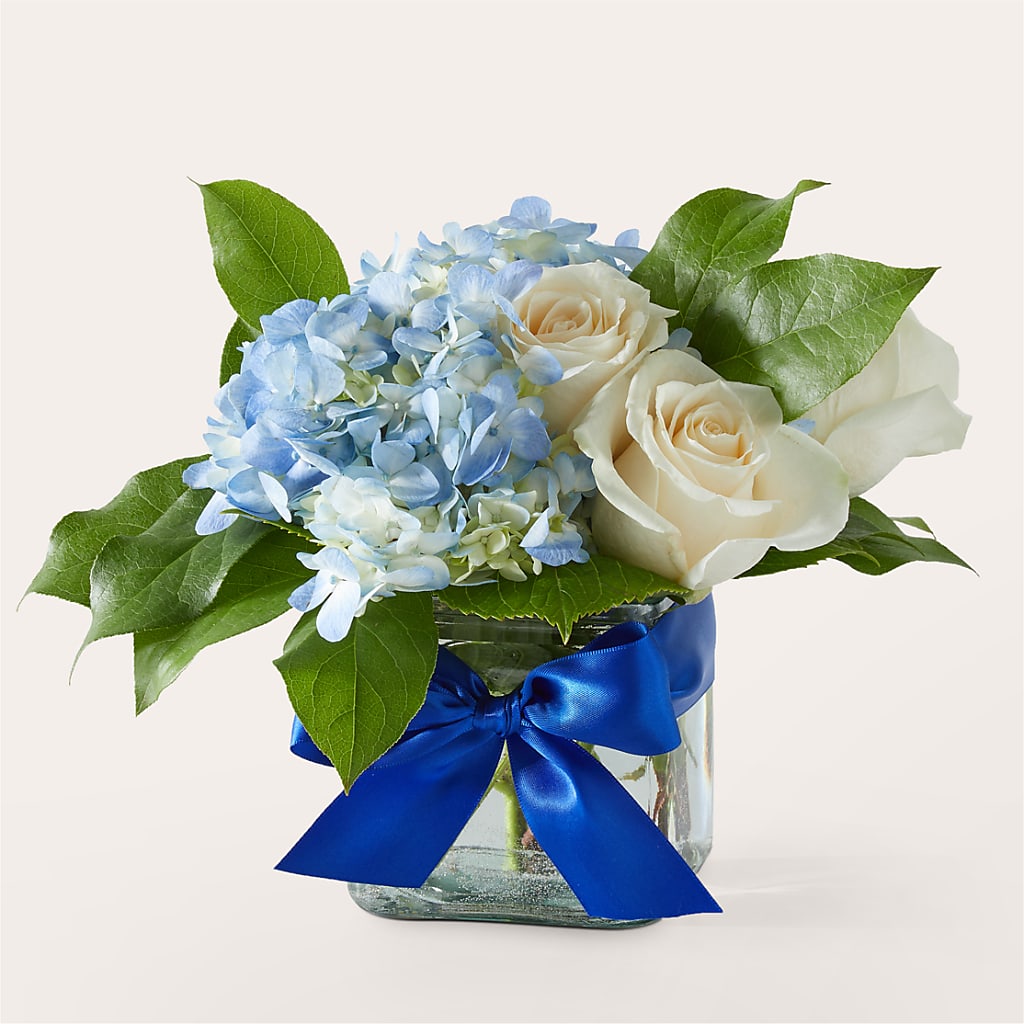 Sky Blue Delight Bouquet – The Pink Petal, Pierre SD