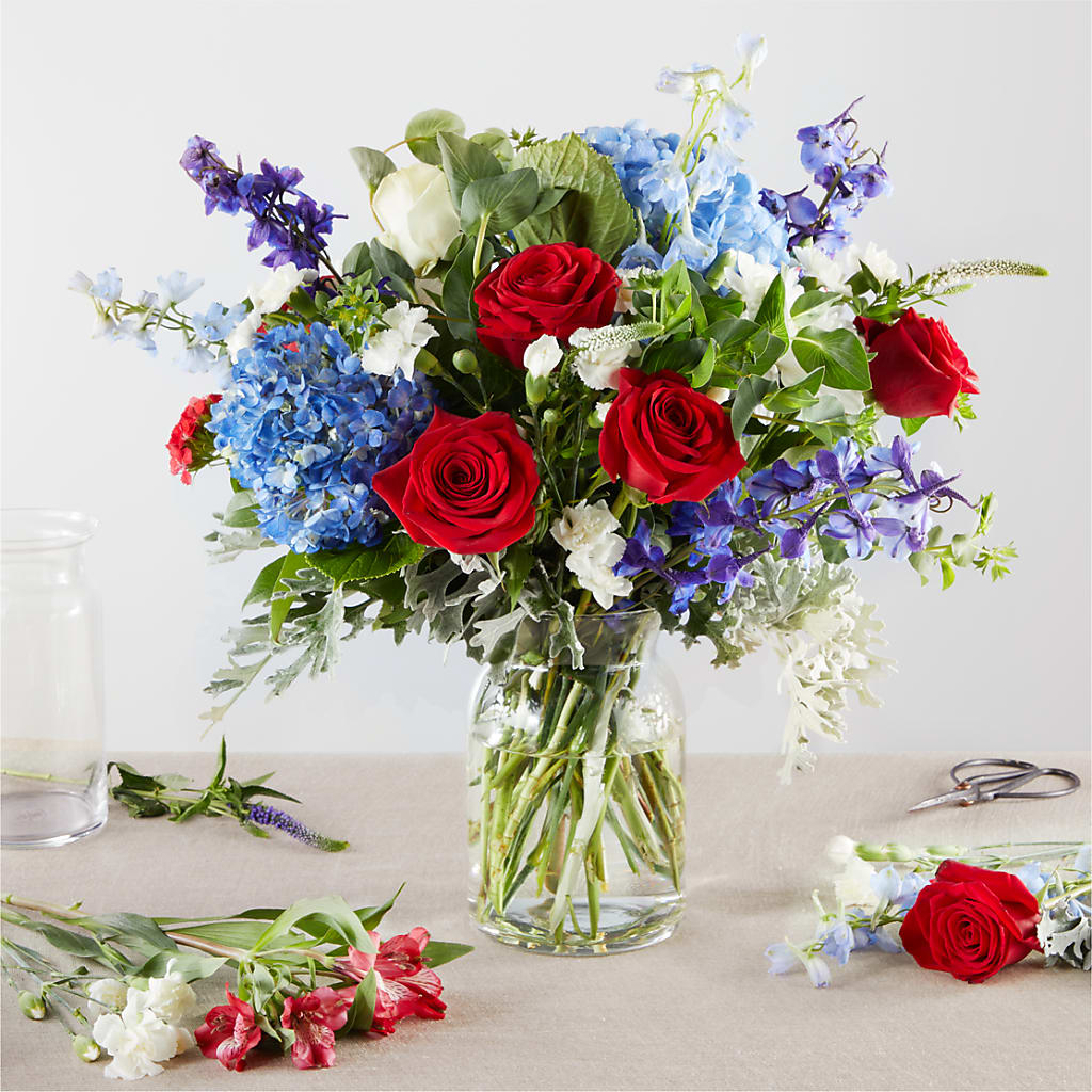 Star Spangled - A Florist Original – The Pink Petal, Pierre SD