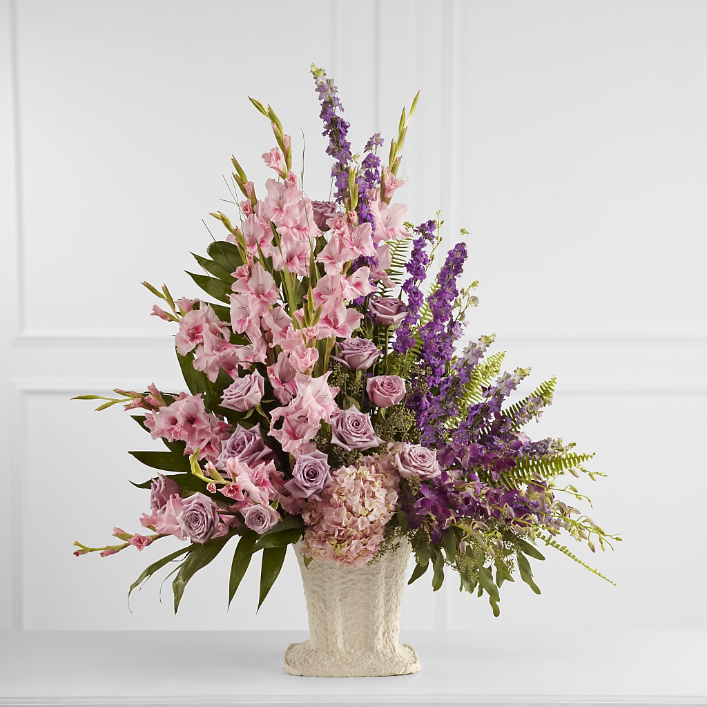 Flowing Garden Arrangement – The Pink Petal, Pierre SD