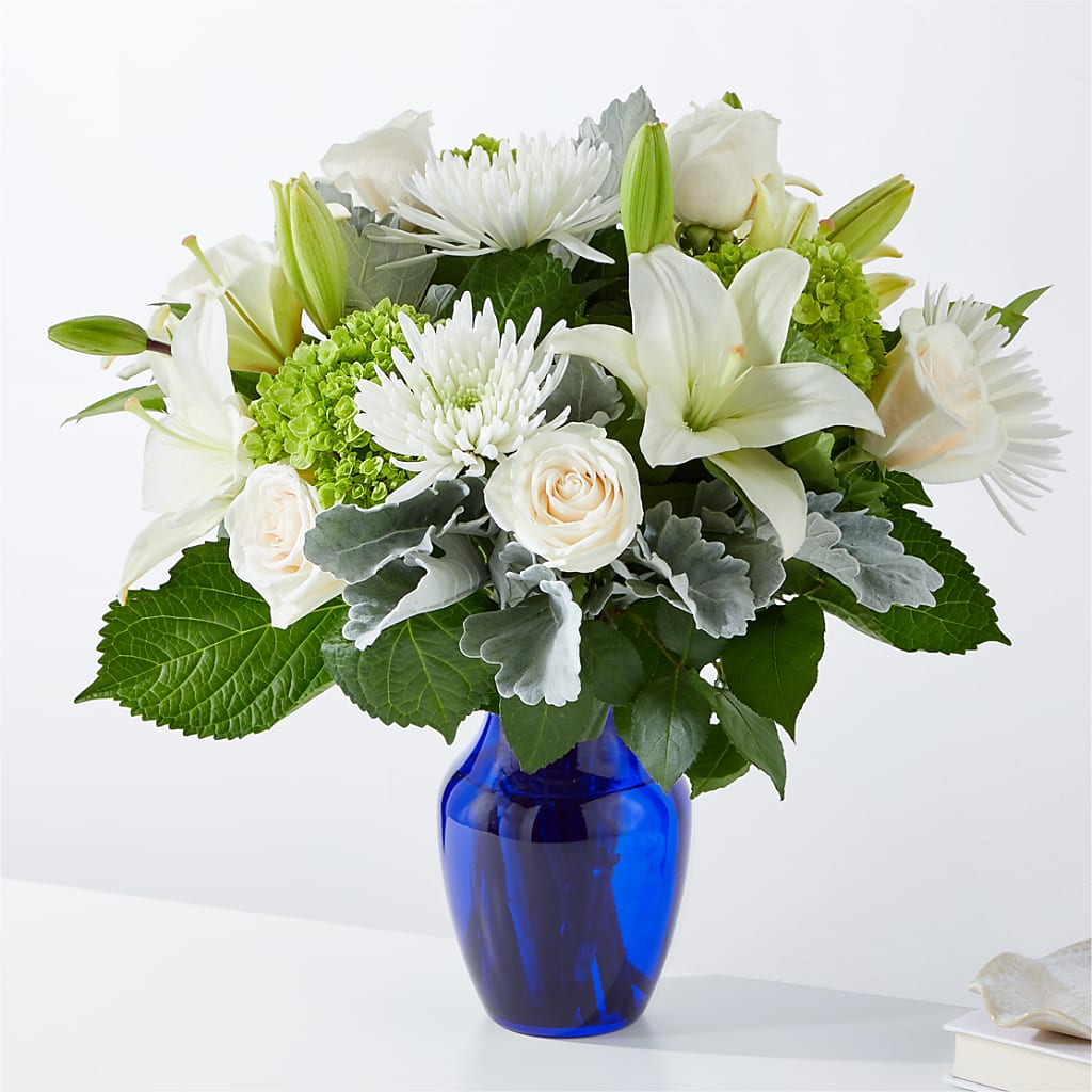 Snowy Dreams Bouquet – The Pink Petal, Pierre SD