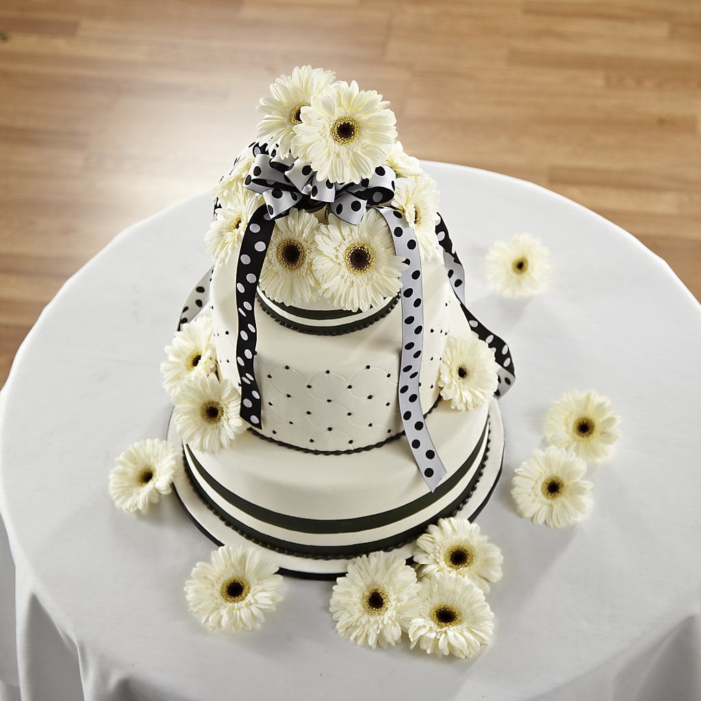 Simple Sophistication Cake Décor – The Pink Petal, Pierre SD