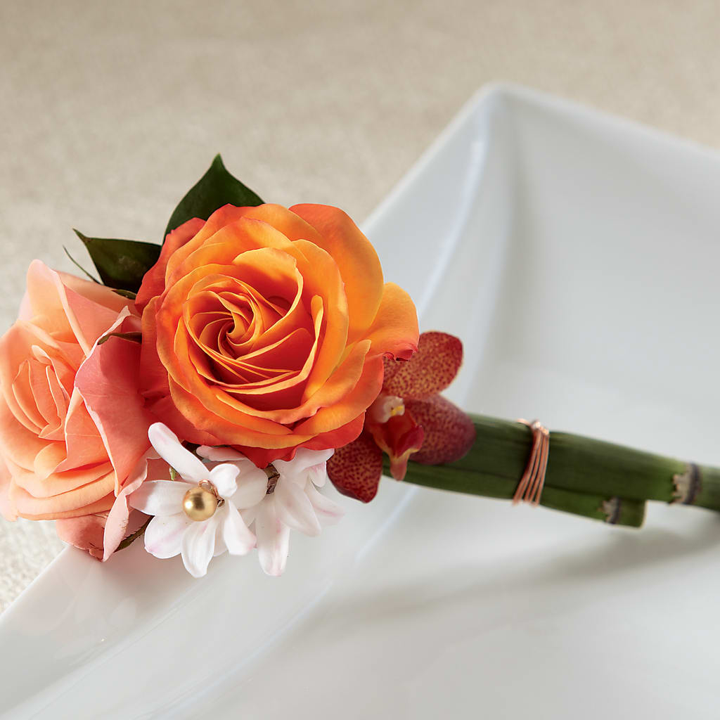 Sunset Dream Boutonniere – The Pink Petal, Pierre SD