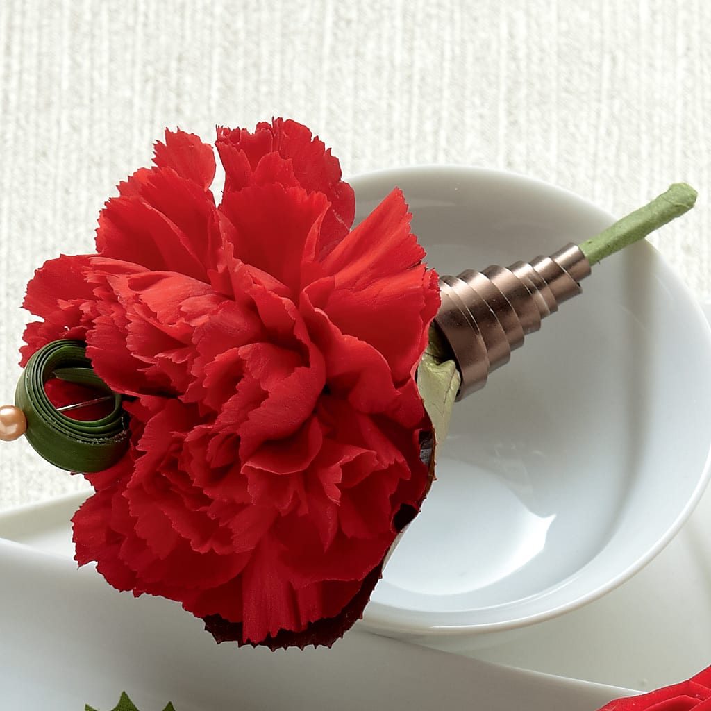 Red Carnation Boutonniere – The Pink Petal, Pierre SD
