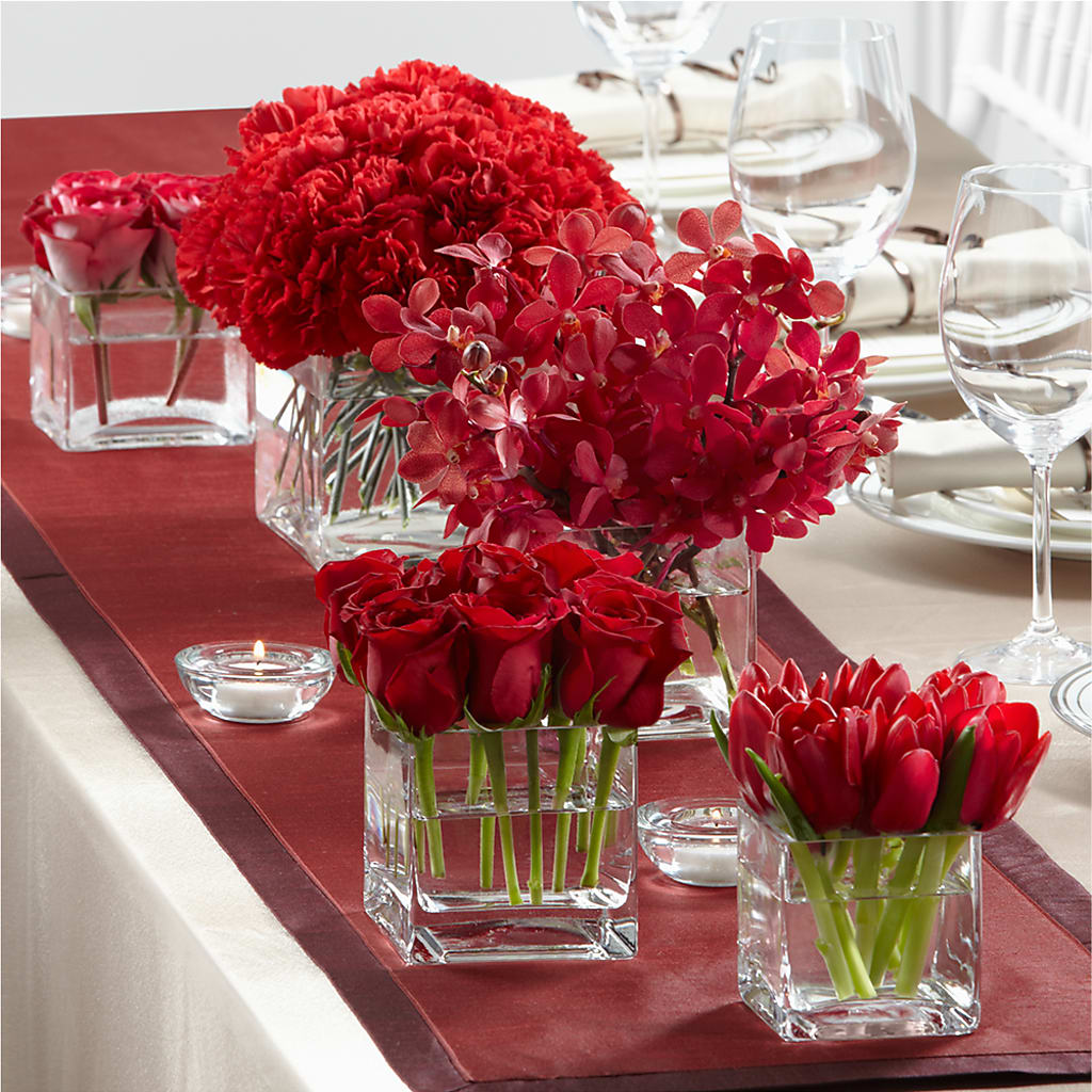 Modern Grace Centerpiece – The Pink Petal, Pierre SD