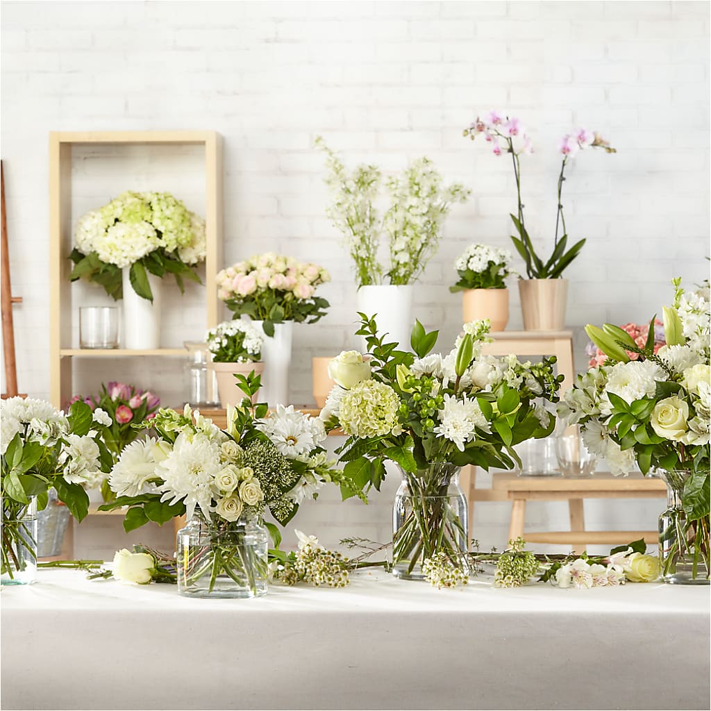 Classic Ivory – A Florist Original –  The Pink Petal, Pierre SD